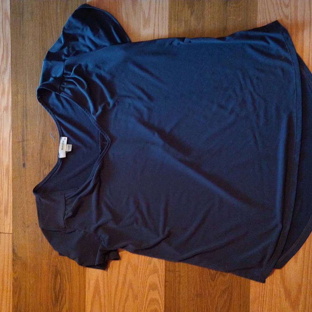 Navy blue top